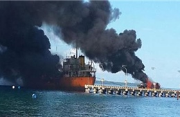 Nổ tàu chở dầu của Indonesia, ít nhất 6 người thương vong