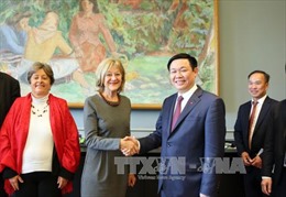 Phó Thủ tướng Vương Đình Huệ thăm làm việc tại Thụy Sĩ 