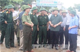 Phó Thủ tướng Trịnh Đình Dũng chỉ đạo ứng phó với bão số 10 tại miền Trung