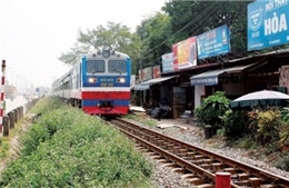 Phú Thọ: Tiềm ẩn nguy cơ mất an toàn giao thông đường sắt