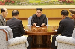 Triều Tiên tìm cách ‘cân bằng lực lượng’ với Mỹ, Washington tuyên bố giải pháp quân sự đã sẵn sàng