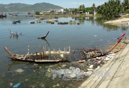 Tăng cường thu gom, xử lý rác thải ở vùng ven biển