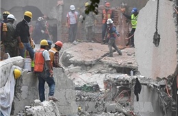 Hơn 50 người vẫn mắc kẹt trong các tòa nhà bị sập tại Mexico