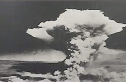 Trưng bày những hình ảnh hủy diệt của bom nguyên tử tại Hà Nội