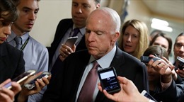 Thượng nghị sĩ John McCain thừa nhận tiên lượng bệnh ung thư não rất xấu