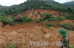 Sạt lở núi đe dọa tính mạng người dân vùng cao Quảng Ngãi