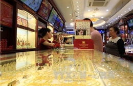 Thị trường vàng trong nước 'hụt hơi'