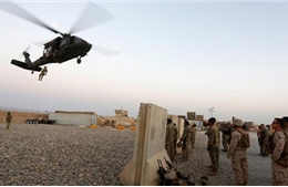 Afghanistan: Không kích &#39;nhầm&#39;, 10 cảnh sát thiệt mạng