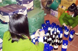 Phát hiện 720 chai rượu Trung Quốc không có giấy tờ 