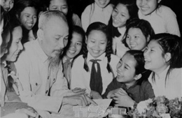 Chủ tịch Hồ Chí Minh - tấm gương học tập suốt đời 