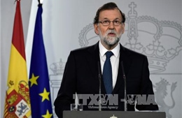 Thủ tướng Tây Ban Nha xem xét mọi lựa chọn đối với vùng Catalonia