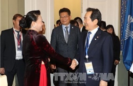 Chủ tịch Quốc hội Nguyễn Thị Kim Ngân hội kiến Chủ tịch Quốc hội Hàn Quốc