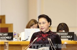Chủ tịch Quốc hội Nguyễn Thị Kim Ngân phát biểu tại phiên họp toàn thể IPU-137