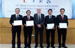 Bốn trường đại học Việt Nam được trao chứng nhận kiểm định quốc tế
