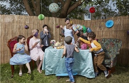 Thăm gia đình Anh dạy 7 con theo chủ nghĩa tự do, tự học