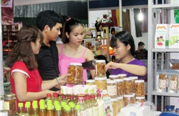 Hội chợ triển lãm quận Tân Phú trưng bày 120 gian hàng