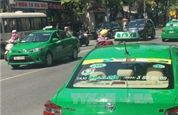 Bắt nóng đối tượng chém lái xe, cướp taxi 