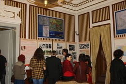  Triển lãm ảnh và hội thảo về Chủ tịch Hồ Chí Minh ở Bulgaria