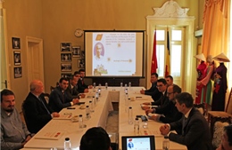 Hội thảo và triển lãm ảnh về Chủ tịch Hồ Chí Minh ở Romania