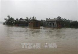 Trung Quốc chia sẻ với Việt Nam khắc phục hậu quả bão Damrey