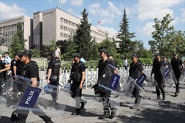 Chính quyền Thổ Nhĩ Kỳ tiếp tục bắt giữ nhiều binh sĩ liên quan vụ đảo chính hụt