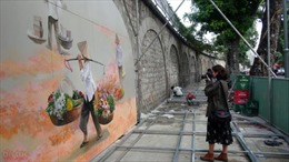 Vì sao dự án bích họa phố Phùng Hưng bị chậm tiến độ?