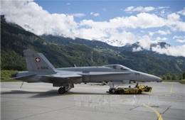 Thụy Sĩ chi gần 8,1 tỷ USD mua chiến đấu cơ và tên lửa mới 