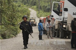 Indonesia truy lùng nhóm tay súng sát hại cảnh sát và bắt cóc hơn 1.000 dân thường