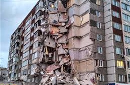 Sập nhà chung cư 9 tầng xây từ thời Liên Xô cũ 