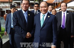 APEC 2017: Thủ tướng Nguyễn Xuân Phúc tiếp Thủ tướng Campuchia