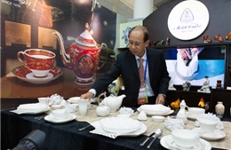 Giới thiệu nhiều sản phẩm gốm sứ đậm bản sắc Việt Nam tại APEC