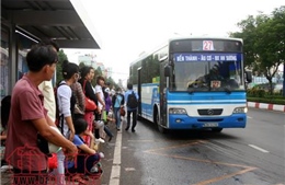Đình chỉ công tác nhiều cán bộ Trung tâm Quản lý, điều hành vận tải hành khách công cộng TP Hồ Chí Minh