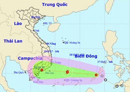 Áp thấp nhiệt đới đi vào Nam Biển Đông, khả năng mạnh lên thành bão