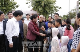Chủ tịch Quốc hội Nguyễn Thị Kim Ngân dự Ngày hội Đại đoàn kết tại xã Kim Liên-Nghệ An 