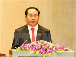 Chủ tịch nước Trần Đại Quang gửi lẵng hoa chúc mừng các nhà giáo lão thành