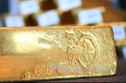 Giá vàng thế giới giảm do đồng USD mạnh lên 