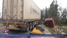 Tai nạn liên hoàn, hàng loạt xe container đâm vào nhau trên tuyến tránh thành phố Vinh
