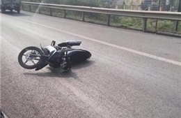 Cảnh sát giao thông bị xe mô tô vi phạm đâm trên đường cao tốc đã tử vong 