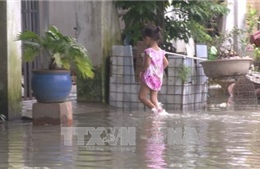 Triều cường lên nhanh, TP Hồ Chí Minh nguy cơ ngập lụt sâu giờ cao điểm 