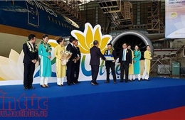 Vietnam Airlines đón hành khách thứ 200 triệu 