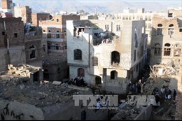  Liên quân Arab tăng cường không kích ở Yemen