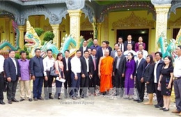 Đoàn công tác Bộ Lễ nghi và Tôn giáo Vương quốc Campuchia thăm, làm việc tại Sóc Trăng 