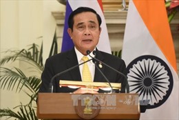 Thủ tướng Thái Lan ra tranh cử