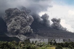 Indonesia: Núi lửa Sinabung phun trào dữ dội 