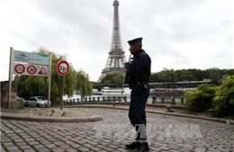 Pháp tăng cường lực lượng bảo đảm an ninh dịp năm mới