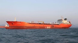 Hàn Quốc giữ tàu Panama nghi chuyển dầu cho Triều Tiên