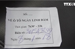 Bãi đỗ xe ô tô không phép ở Hà Nội tăng giá tới hơn 30%