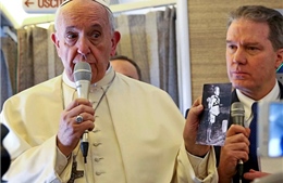 Giáo hoàng Francis cảnh báo chiến tranh hạt nhân bằng ảnh