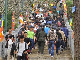 Quảng Ninh nghiêm cấm cán bộ, công chức đi lễ hội trong giờ hành chính