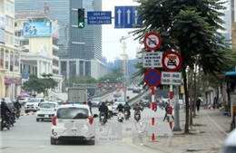 Hà Nội đề xuất tạm dỡ biển cấm taxi, xe hợp đồng dưới 9 chỗ